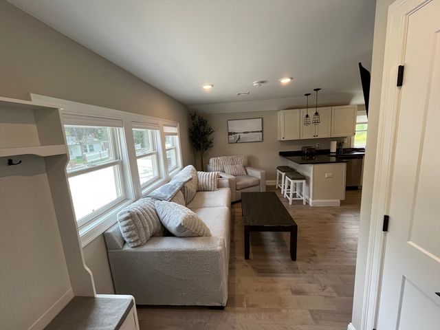 70 Burroughs Rd, North Reading, MA 01864