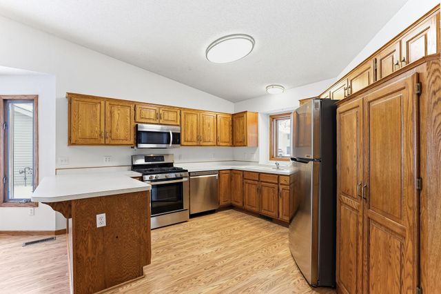 8747 Norway Street NW, Coon Rapids, MN 55433