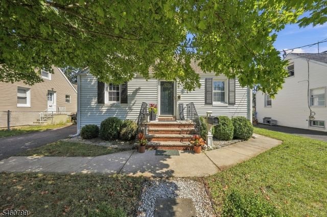 212 Stephenson Ave, Middlesex Boro, NJ 08846