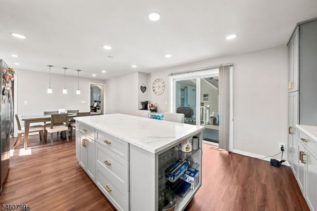 212 Stephenson Ave, Middlesex Boro, NJ 08846