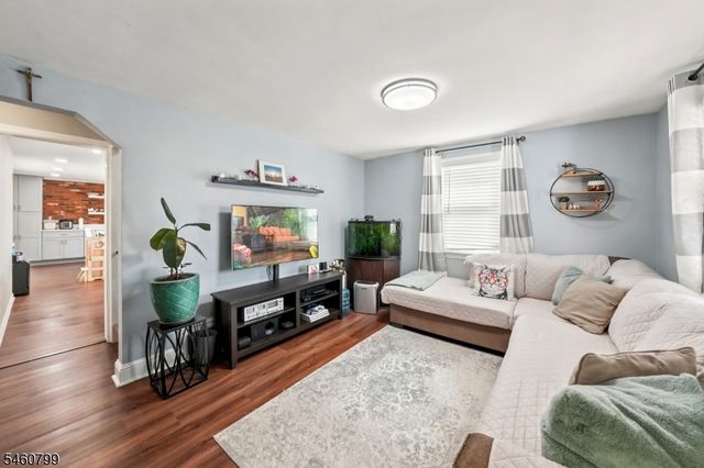 212 Stephenson Ave, Middlesex Boro, NJ 08846