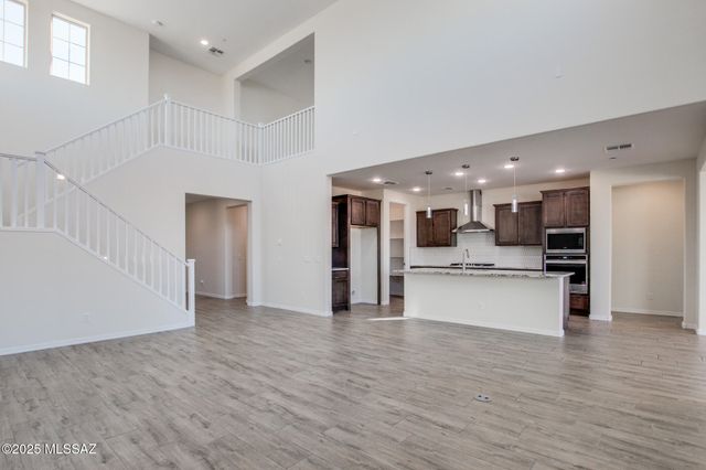 13465 E Joseph Mills Lane, Tucson, AZ 85747