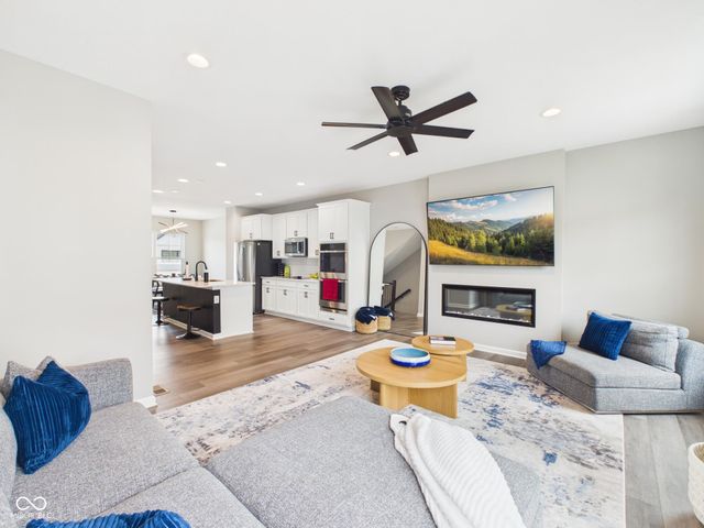 4330 Douro Trail, Westfield, IN 46062