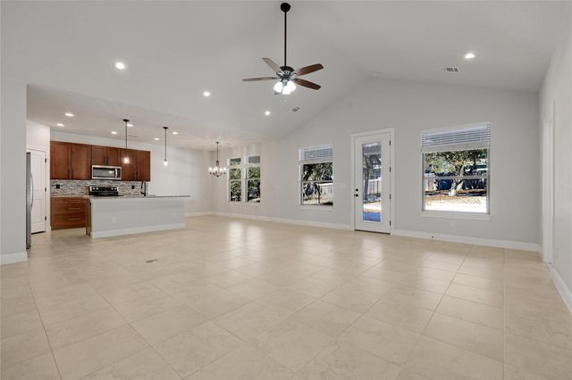 18504 Venture DR, Lago Vista, TX 78645