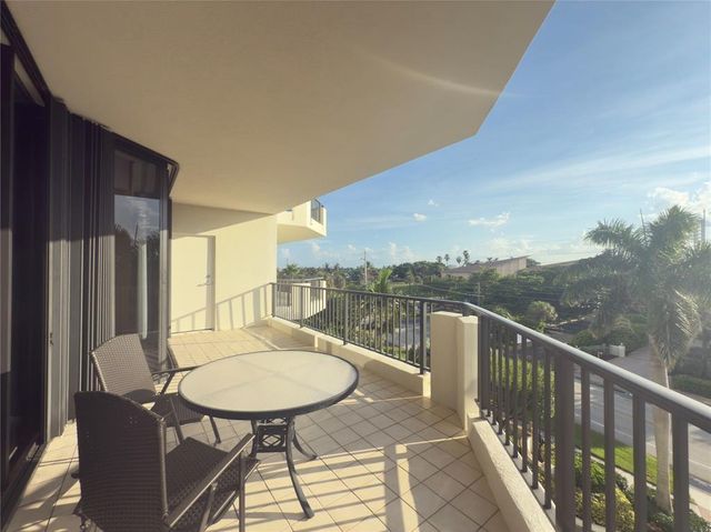 800 Ocean Drive 404, Juno Beach, FL 33408