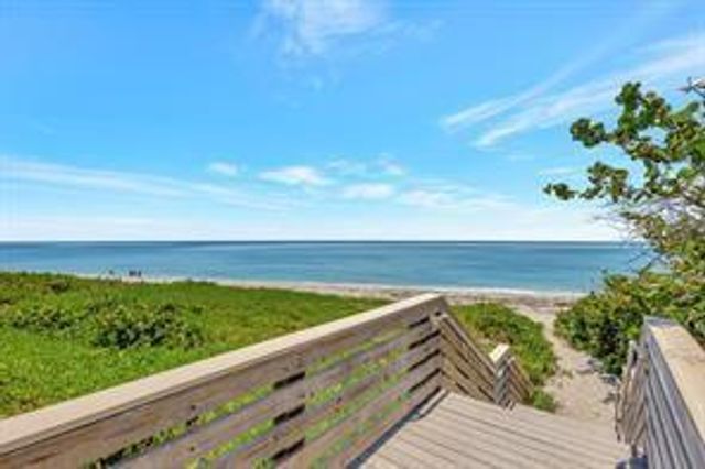 800 Ocean Drive 404, Juno Beach, FL 33408