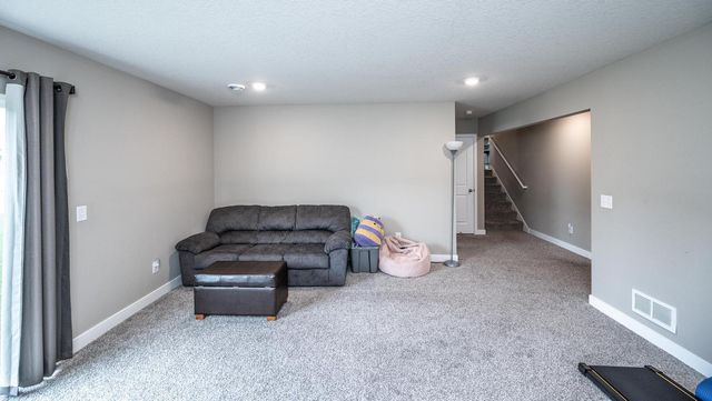 7739 206th Street W, Lakeville, MN 55044