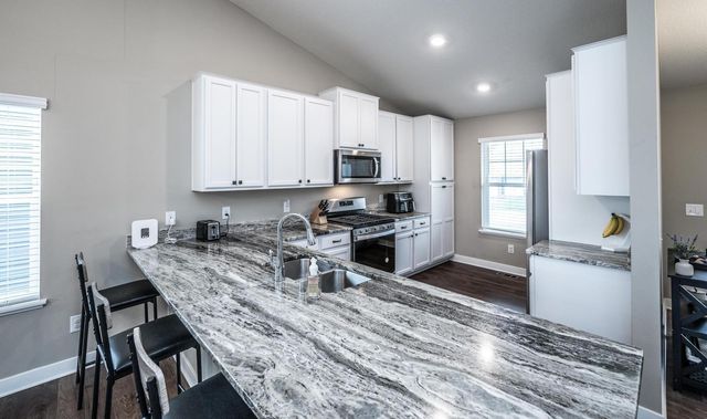 7739 206th Street W, Lakeville, MN 55044