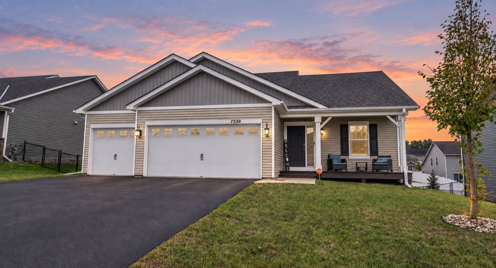 7739 206th Street W, Lakeville, MN 55044