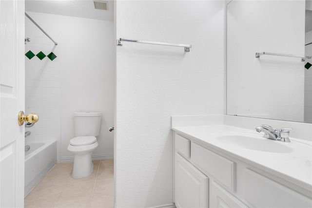 6849 Shoreway Drive, Grand Prairie, TX 75054