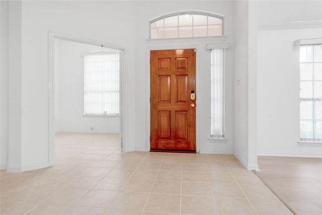 6849 Shoreway Drive, Grand Prairie, TX 75054