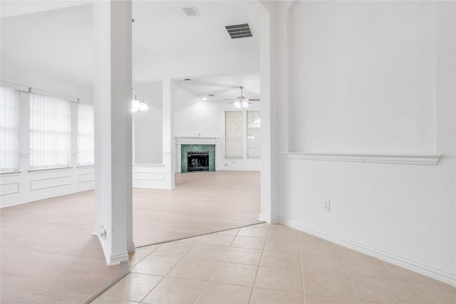 6849 Shoreway Drive, Grand Prairie, TX 75054