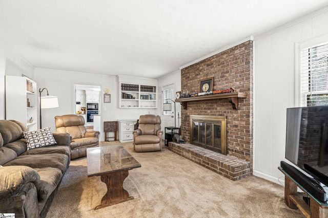 308 Hunting Hill Circle, Greer, SC 29650
