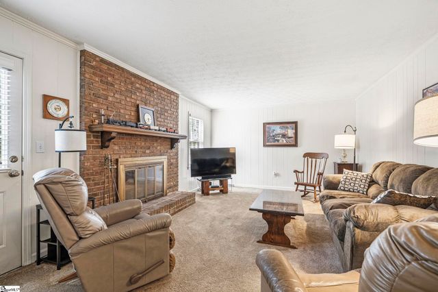 308 Hunting Hill Circle, Greer, SC 29650