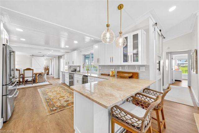 1251 Par View DR, Sanibel, FL 33957