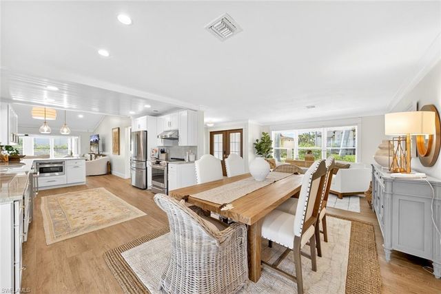 1251 Par View DR, Sanibel, FL 33957