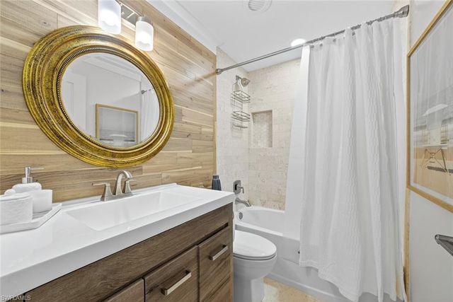 1251 Par View DR, Sanibel, FL 33957