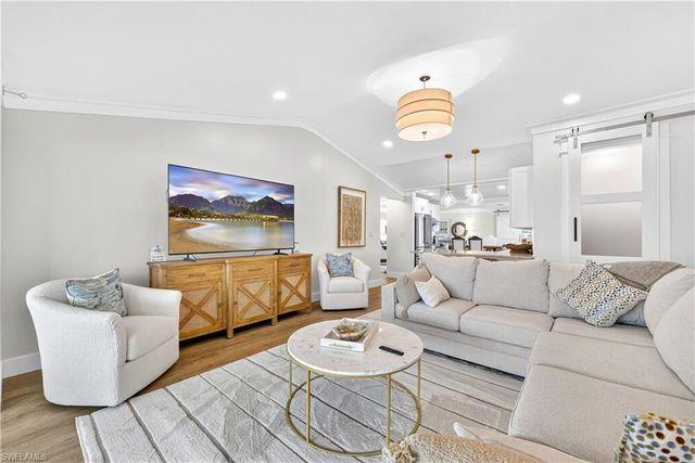 1251 Par View DR, Sanibel, FL 33957