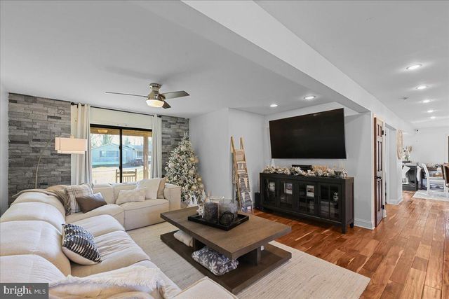 243 JEFFERSON AVE, Voorhees, NJ 08043