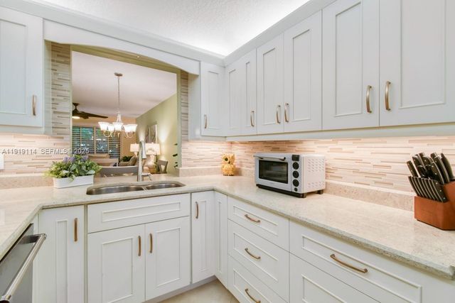 1101 Keystone Drive A, Jupiter, FL 33458