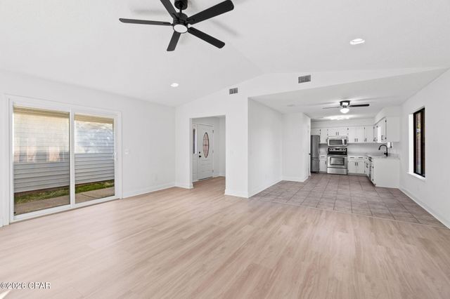 168 Derby Woods Drive, Lynn Haven, FL 32444