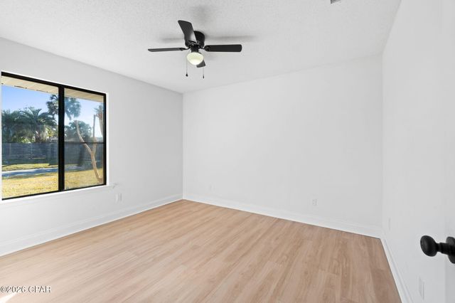 168 Derby Woods Drive, Lynn Haven, FL 32444