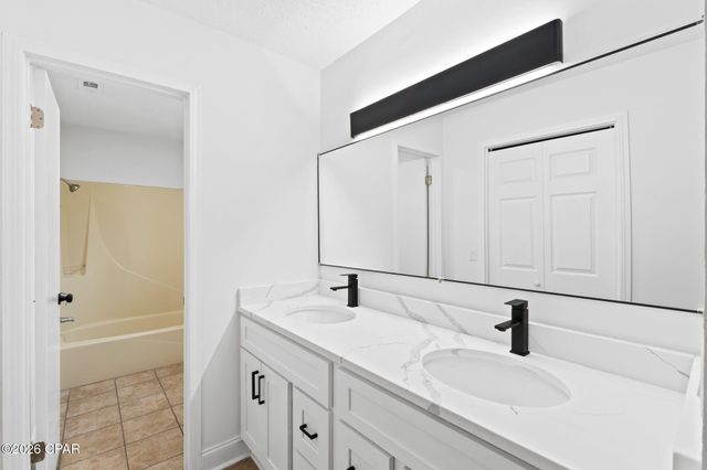 168 Derby Woods Drive, Lynn Haven, FL 32444