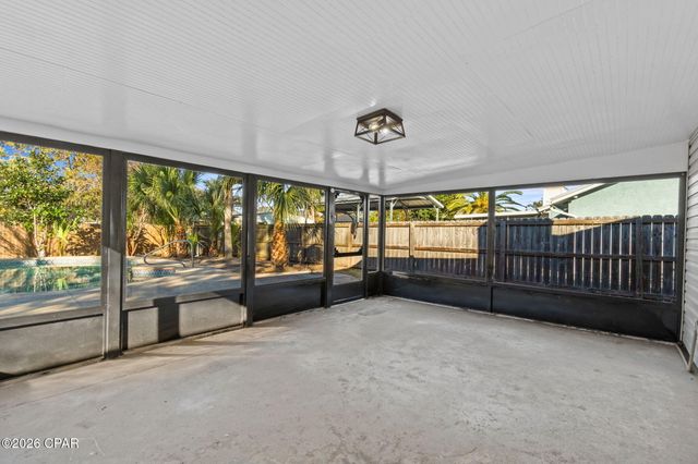 168 Derby Woods Drive, Lynn Haven, FL 32444