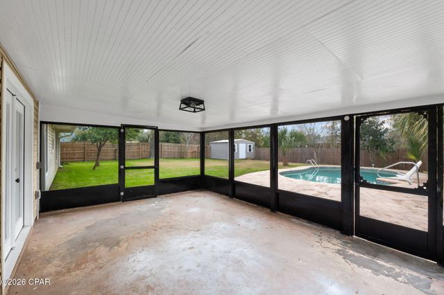 168 Derby Woods Drive, Lynn Haven, FL 32444