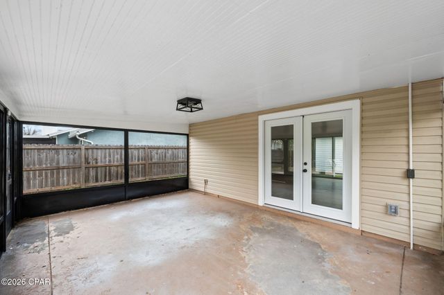 168 Derby Woods Drive, Lynn Haven, FL 32444