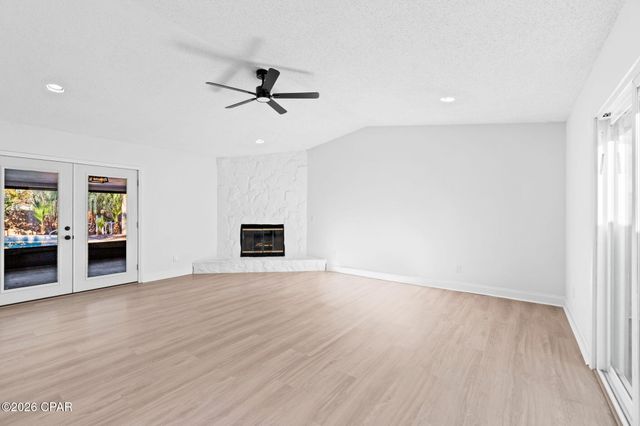 168 Derby Woods Drive, Lynn Haven, FL 32444