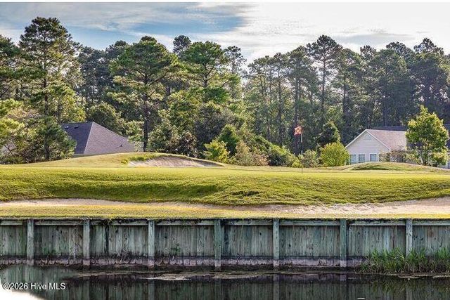 2127 Royal Pines Drive, New Bern, NC 28560