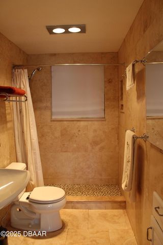 404 S Beach Street, Daytona Beach, FL 32114