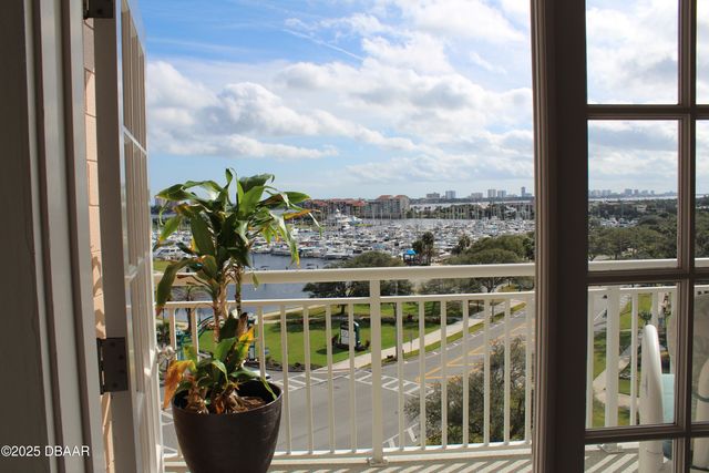 404 S Beach Street, Daytona Beach, FL 32114