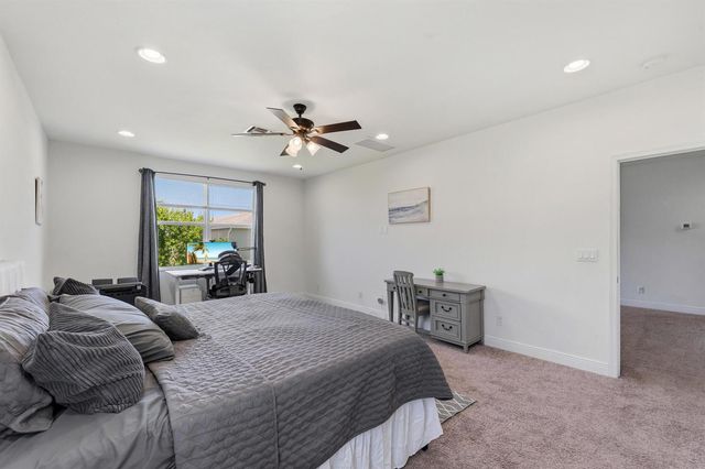 1327 NW Leonardo Circle, Port St. Lucie, FL 34986