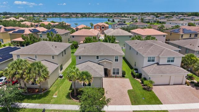 1327 NW Leonardo Circle, Port St. Lucie, FL 34986
