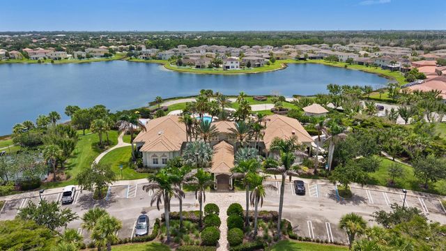 1327 NW Leonardo Circle, Port St. Lucie, FL 34986