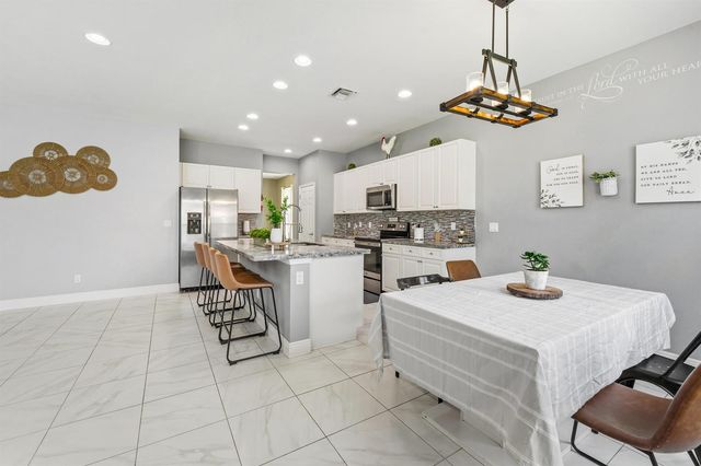 1327 NW Leonardo Circle, Port St. Lucie, FL 34986