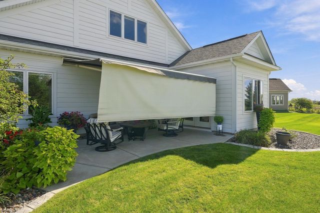 8620 Irving Circle N, Lake Elmo, MN 55042