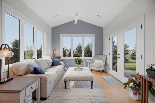 8620 Irving Circle N, Lake Elmo, MN 55042