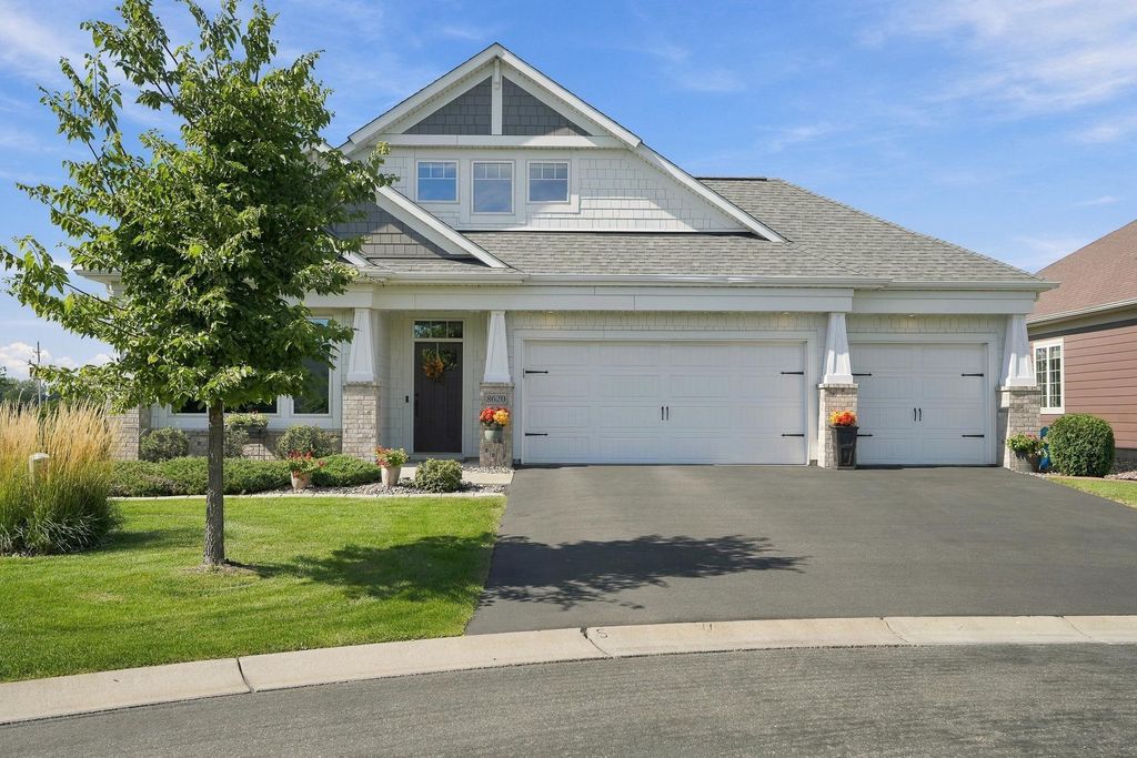 8620 Irving Circle N, Lake Elmo, MN 55042 — exterior