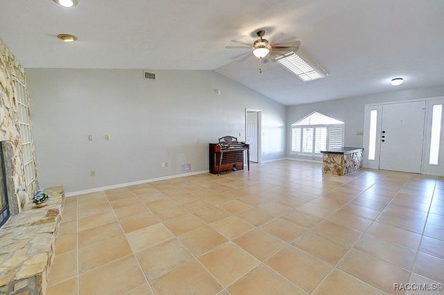 8844 E Rosemont Street, Inverness, FL 34450