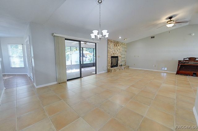 8844 E Rosemont Street, Inverness, FL 34450