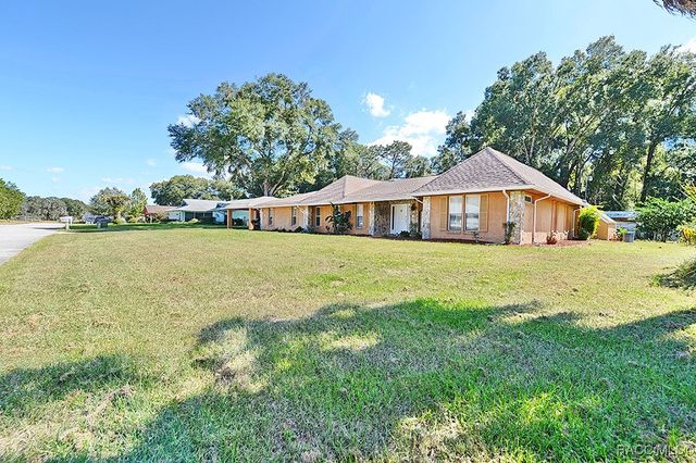 8844 E Rosemont Street, Inverness, FL 34450