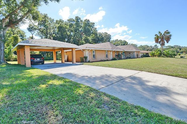 8844 E Rosemont Street, Inverness, FL 34450