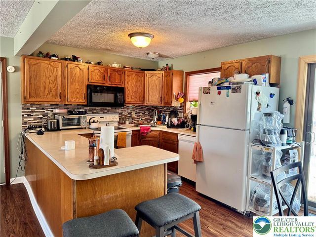 217 Bindale Road, Lehman Twp, PA 18371