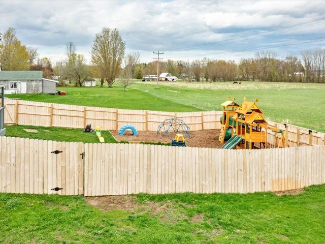 2855 US Route 2 South, Alburgh, VT 05440