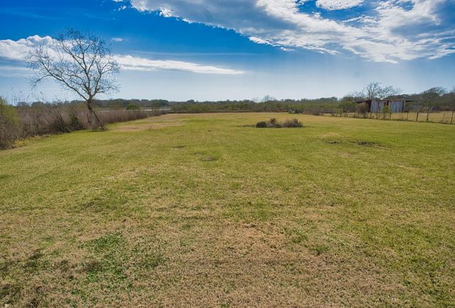 828 County Road 206, Sargent, TX 77414