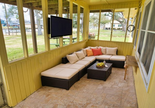 828 County Road 206, Sargent, TX 77414