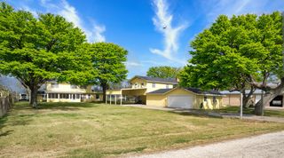 828 County Road 206, Sargent, TX 77414